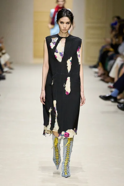 Look 42